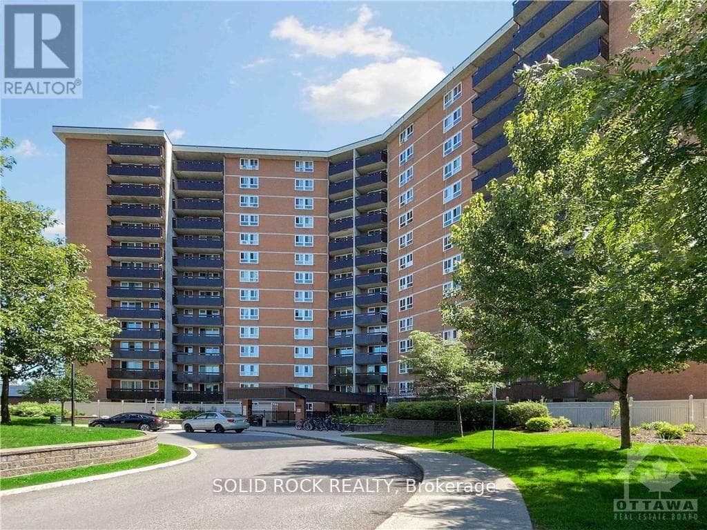 304- 2000 Jasmine Crescent