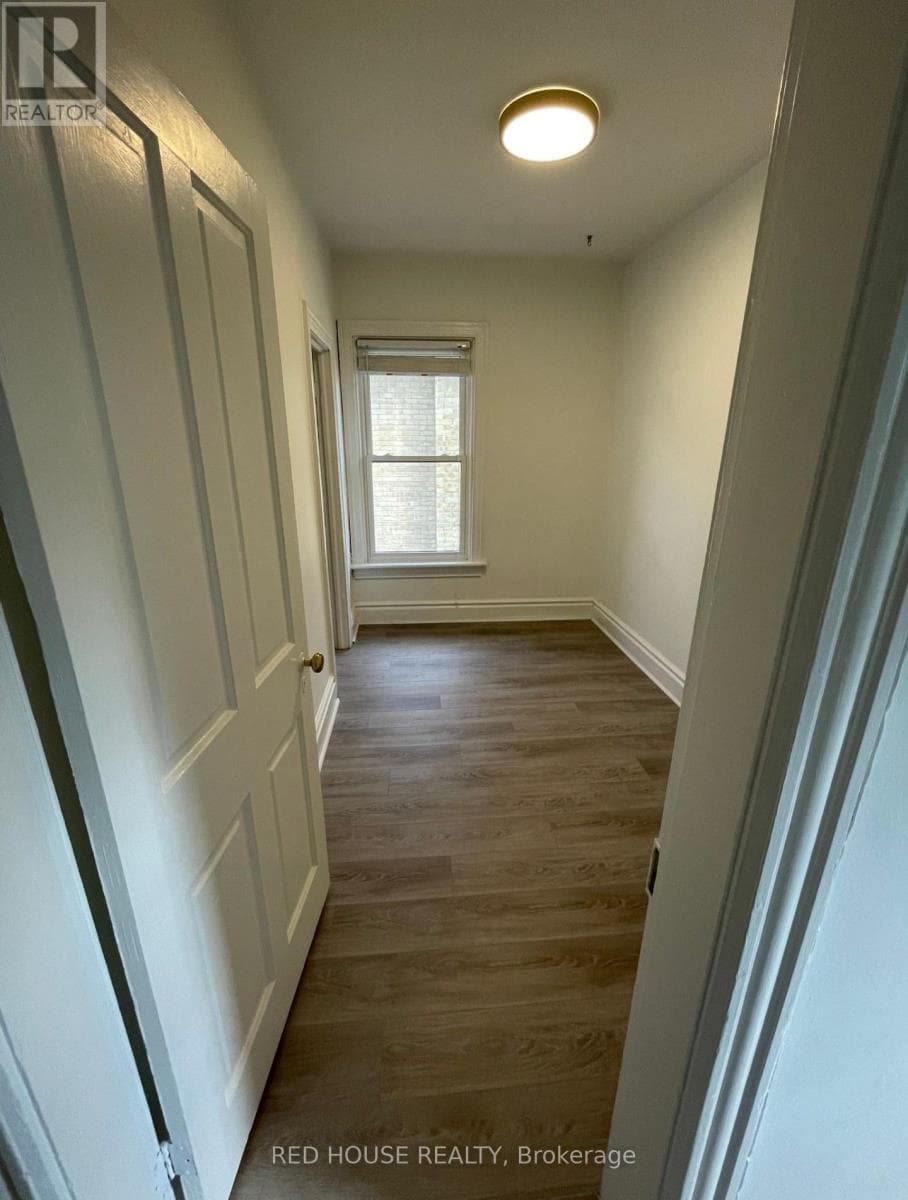 Multi-family at B- 323 Woolwich Street, Guelph (Exhibition Park), Ontario - Photo 5 - RE/MAX Garden City Realty