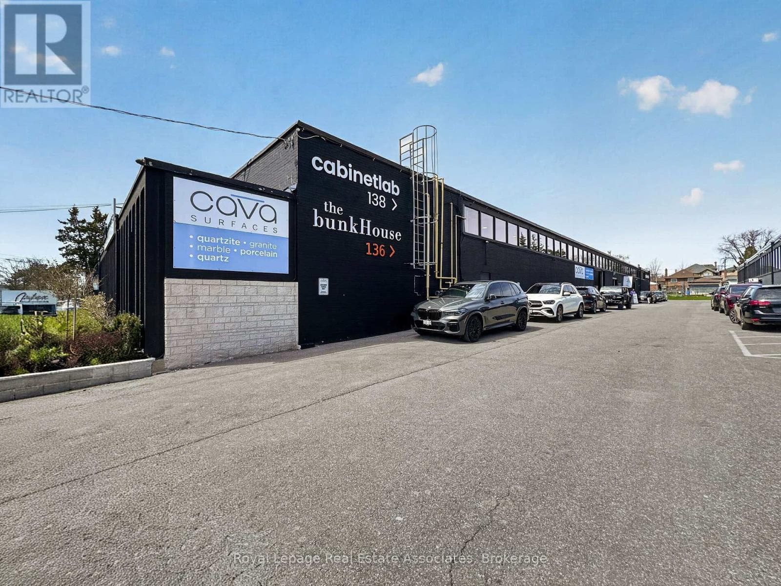 Unit 4- 136 Tycos Drive