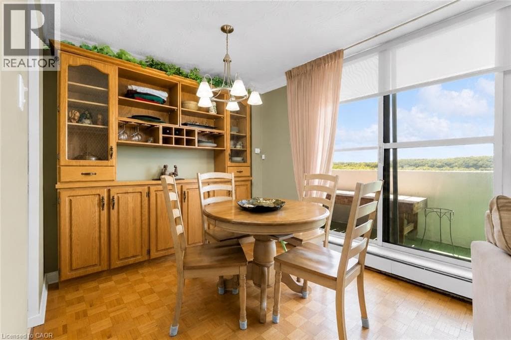Single Family at 1007- 35 TOWERING HEIGHTS Boulevard, St. Catharines, Ontario - Photo 7 - RE/MAX Garden City Realty