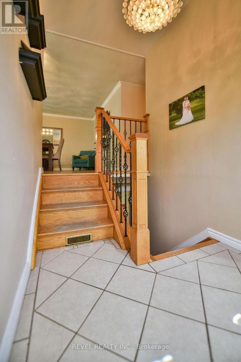 Single Family at 284 Joseph Street, Timmins (MTJ - Main Area), Ontario - Photo 3 - RE/MAX Garden City Realty