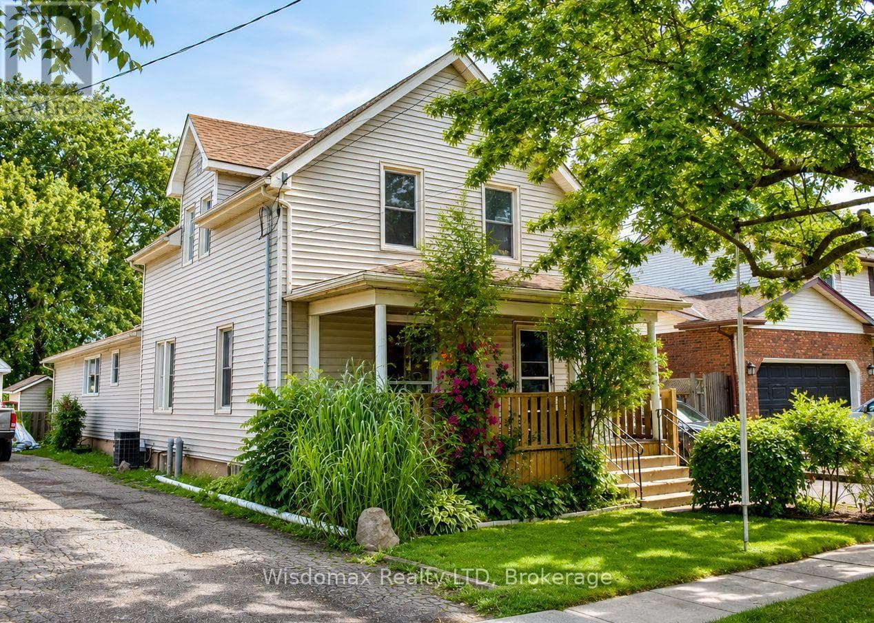 10 Rose Avenue
