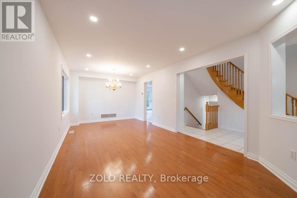 Single Family at 170 Widdifield Avenue, Newmarket (Armitage), Ontario - Photo 4 - RE/MAX Garden City Realty