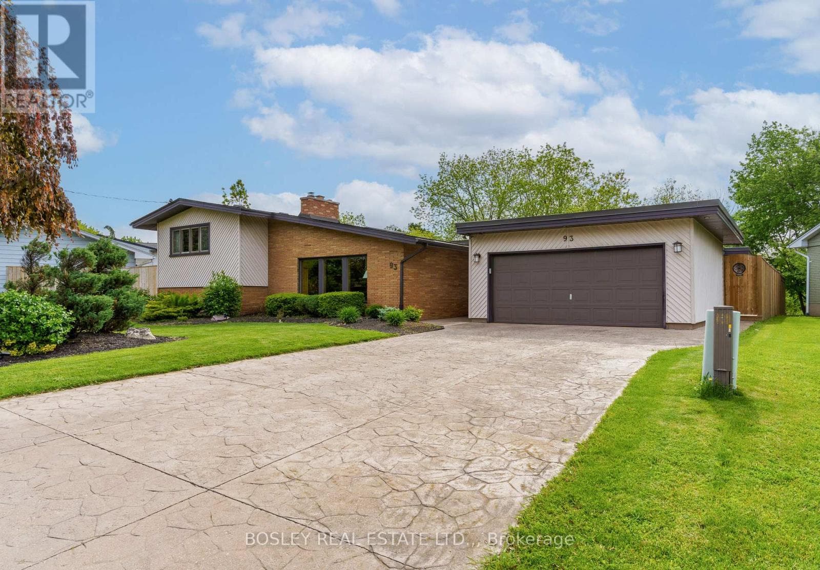 93 Riverview Boulevard