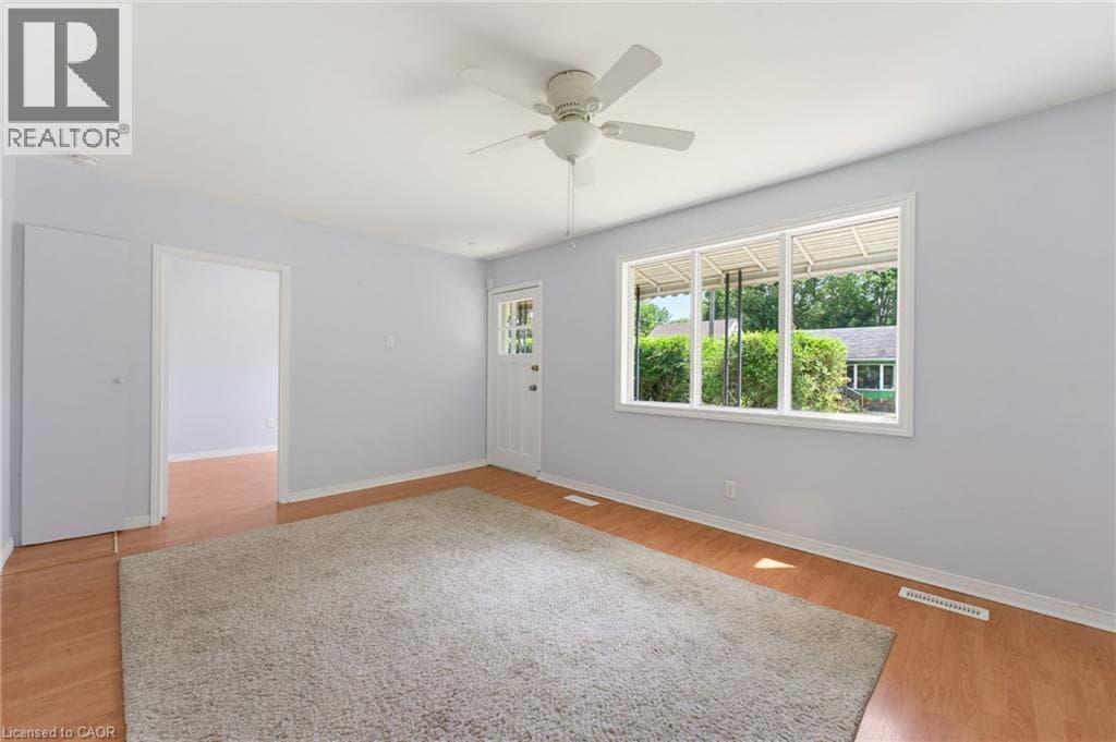 Single Family at 1 BYRON Place, St. Catharines, Ontario - Photo 4 - RE/MAX Garden City Realty