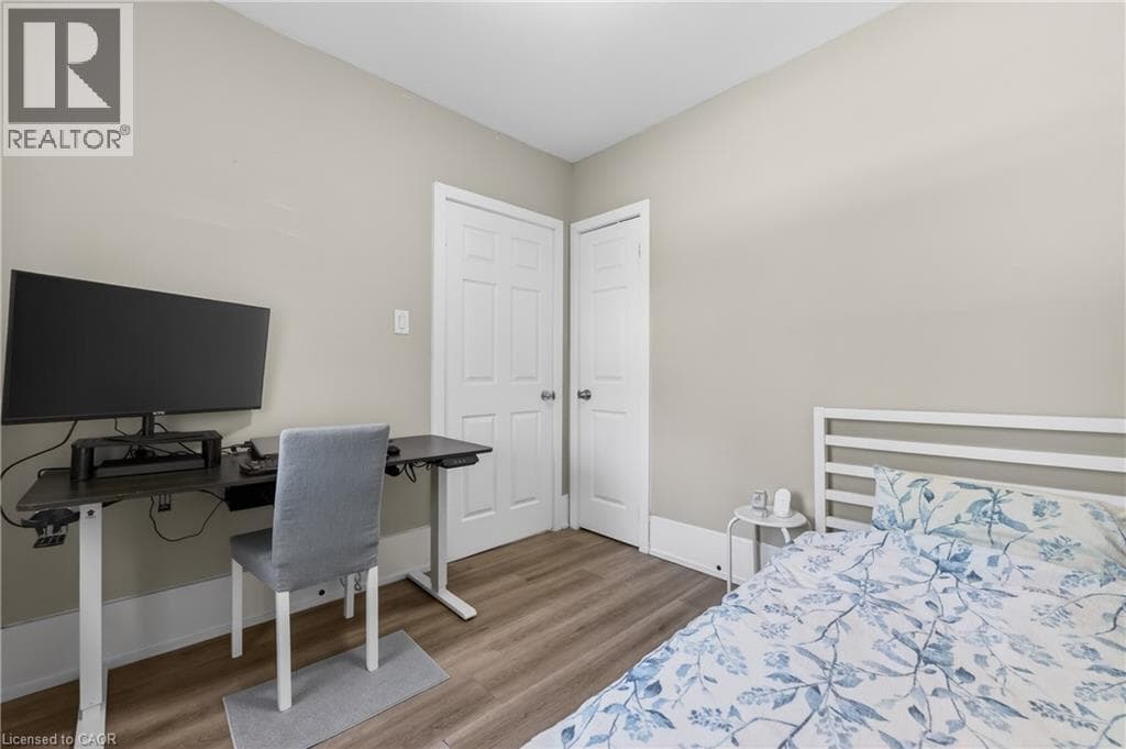Single Family at 88 PAGE Street, St. Catharines, Ontario - Photo 10 - RE/MAX Garden City Realty