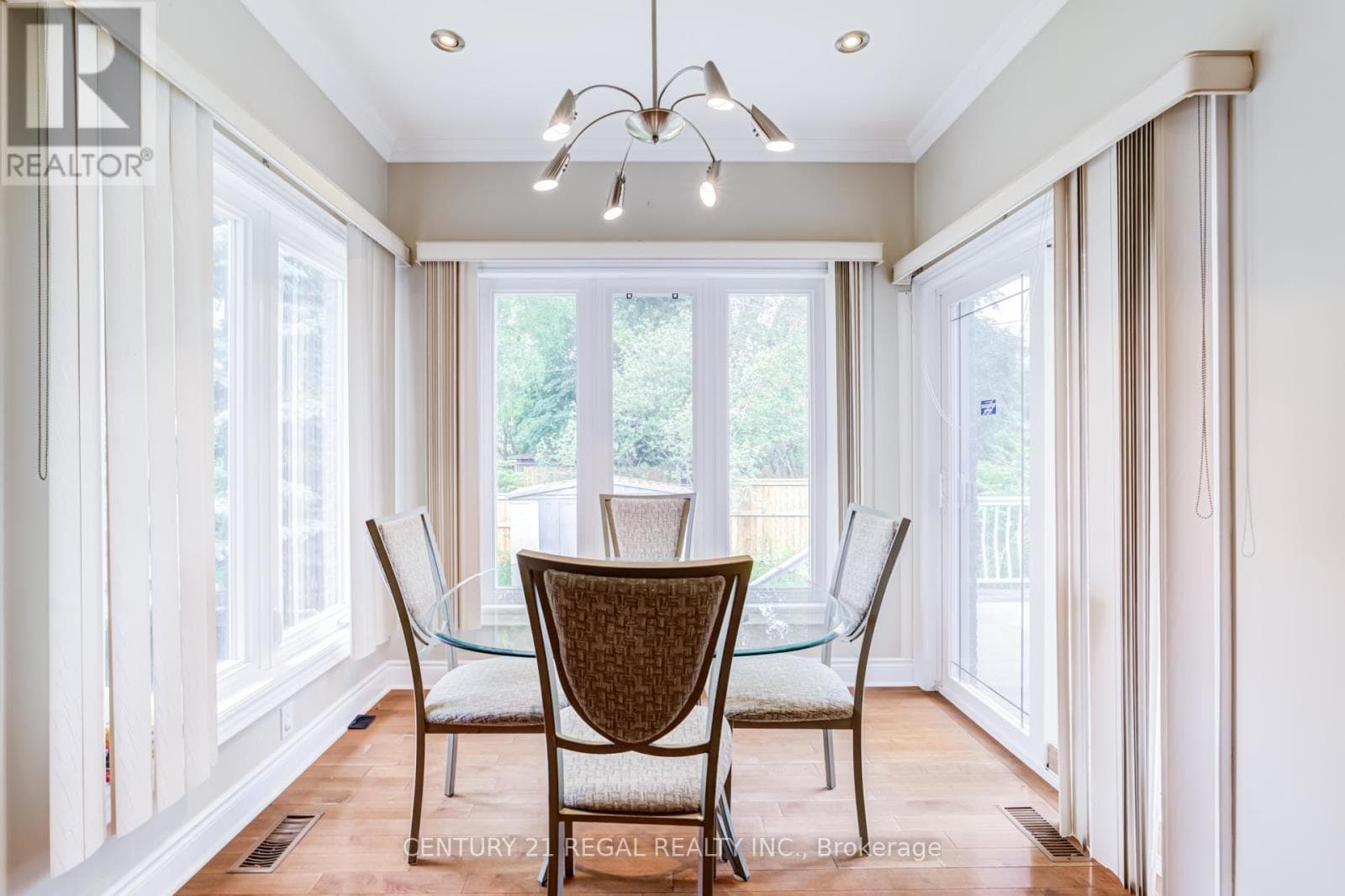 Single Family at 2A Twenty Eighth Street, Toronto (Long Branch), Ontario - Photo 6 - RE/MAX Garden City Realty