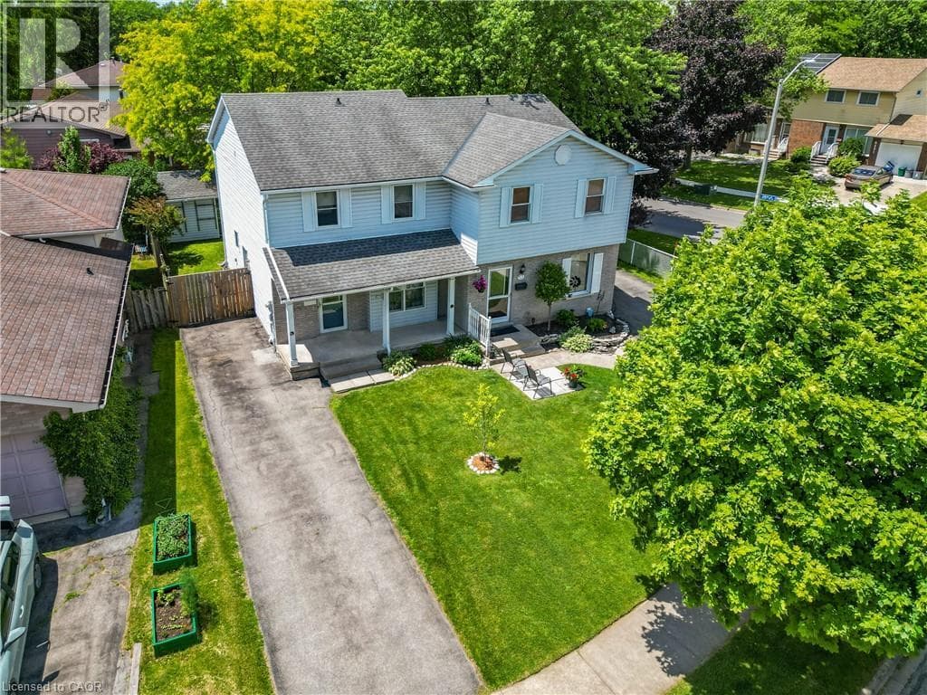 Single Family at 6479 MALIBU Drive, Niagara Falls, Ontario - Photo 2 - RE/MAX Garden City Realty
