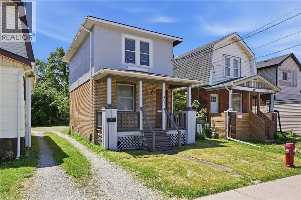 Single Family at 463 EAST MAIN Street, Welland, Ontario - Photo 2 - RE/MAX Garden City Realty