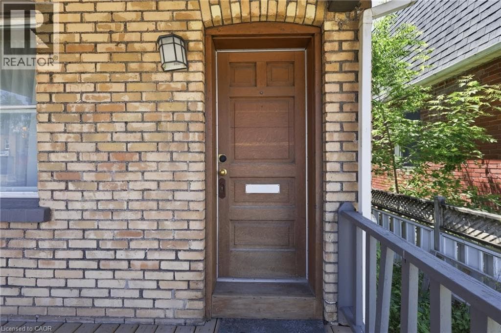 Single Family at 463 EAST MAIN Street, Welland, Ontario - Photo 5 - RE/MAX Garden City Realty