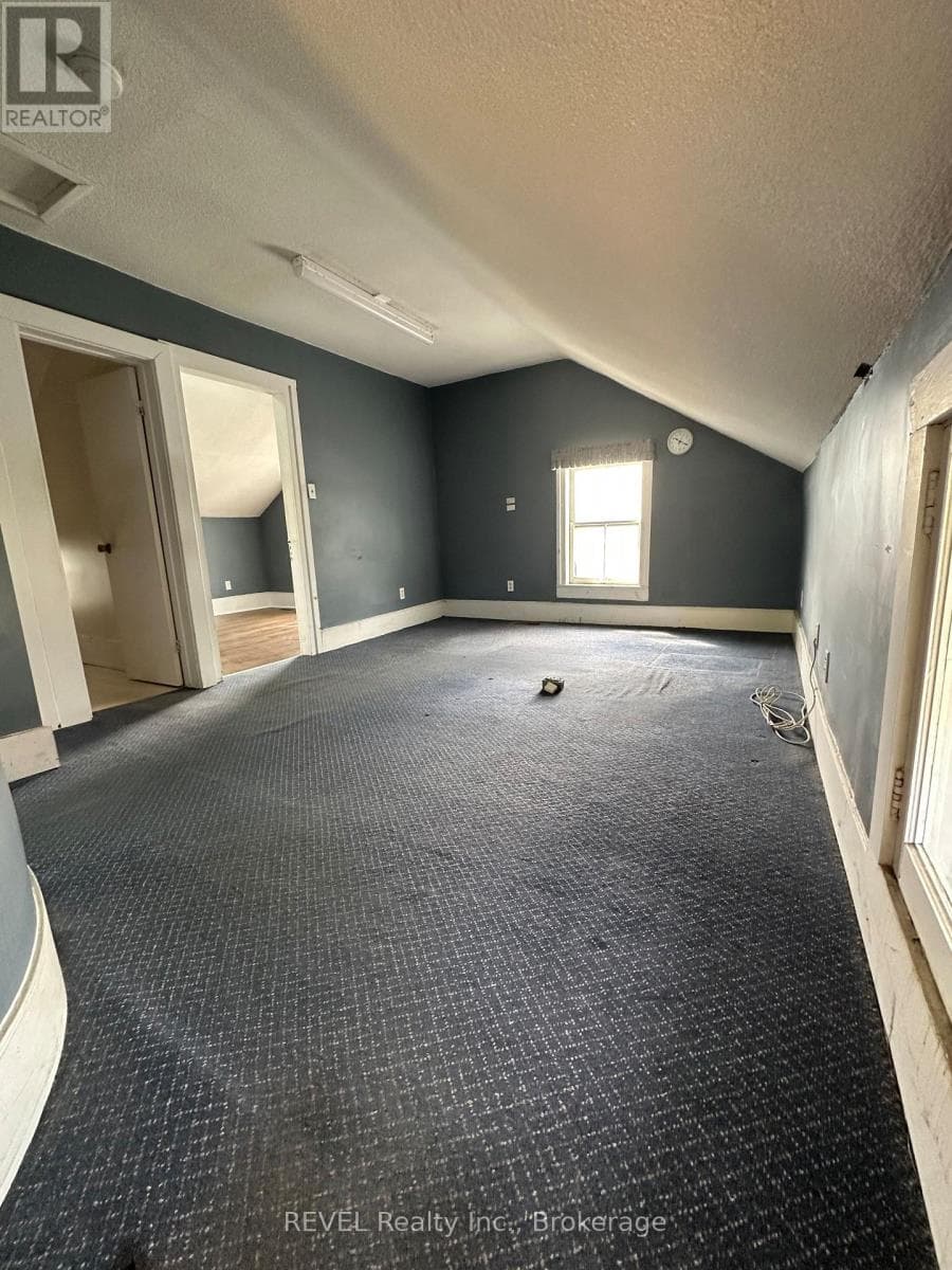 Office at UPPER- 6 Hwy 20 Highway, Pelham (Fonthill), Ontario - Photo 6 - RE/MAX Garden City Realty