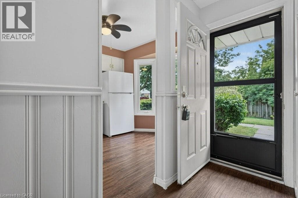 Single Family at 1- 75 VENTURA Drive, St. Catharines, Ontario - Photo 5 - RE/MAX Garden City Realty