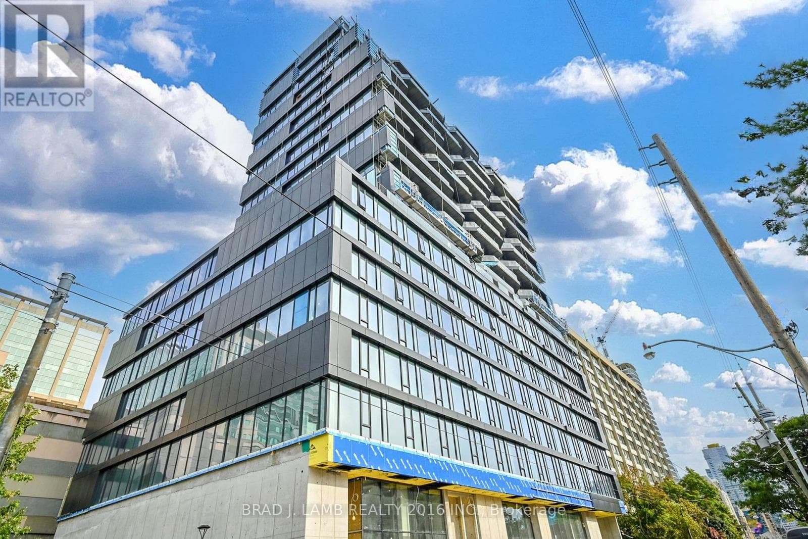 302- 195 McCaul Street