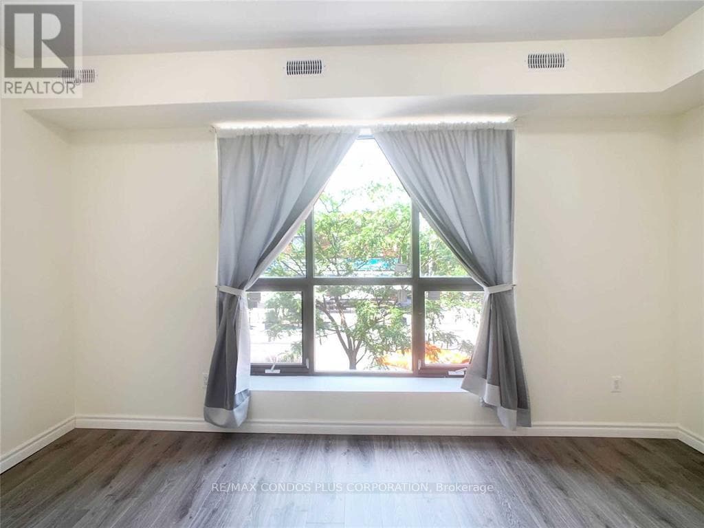 Retail at 721 Danforth Avenue, Toronto (Blake-Jones), Ontario - Photo 6 - RE/MAX Garden City Realty