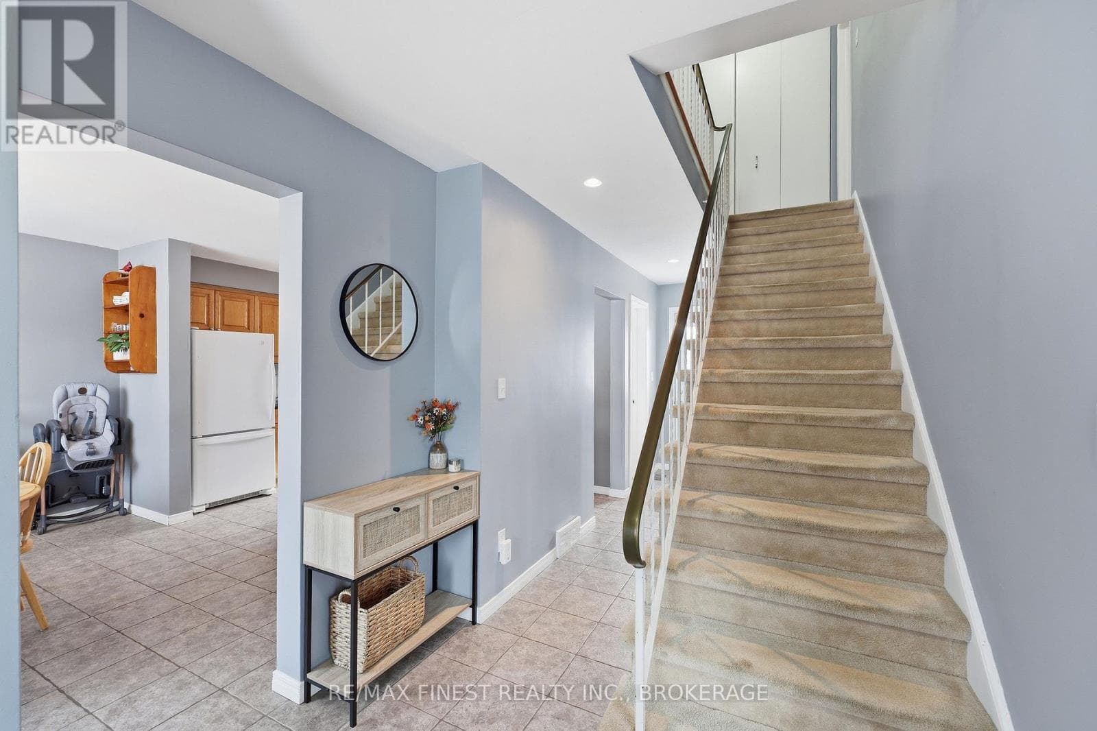 Single Family at 140 Falkirk Terrace, Kingston (City SouthWest), Ontario - Photo 2 - RE/MAX Garden City Realty