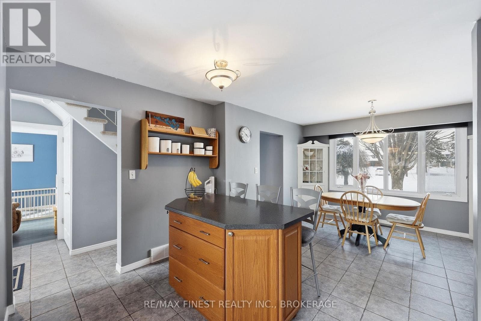 Single Family at 140 Falkirk Terrace, Kingston (City SouthWest), Ontario - Photo 6 - RE/MAX Garden City Realty