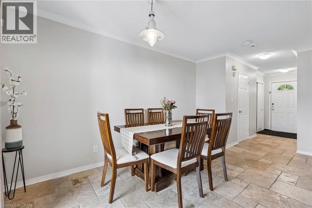 Single Family at 4- 7470 MONASTERY Drive, Niagara Falls, Ontario - Photo 7 - RE/MAX Garden City Realty