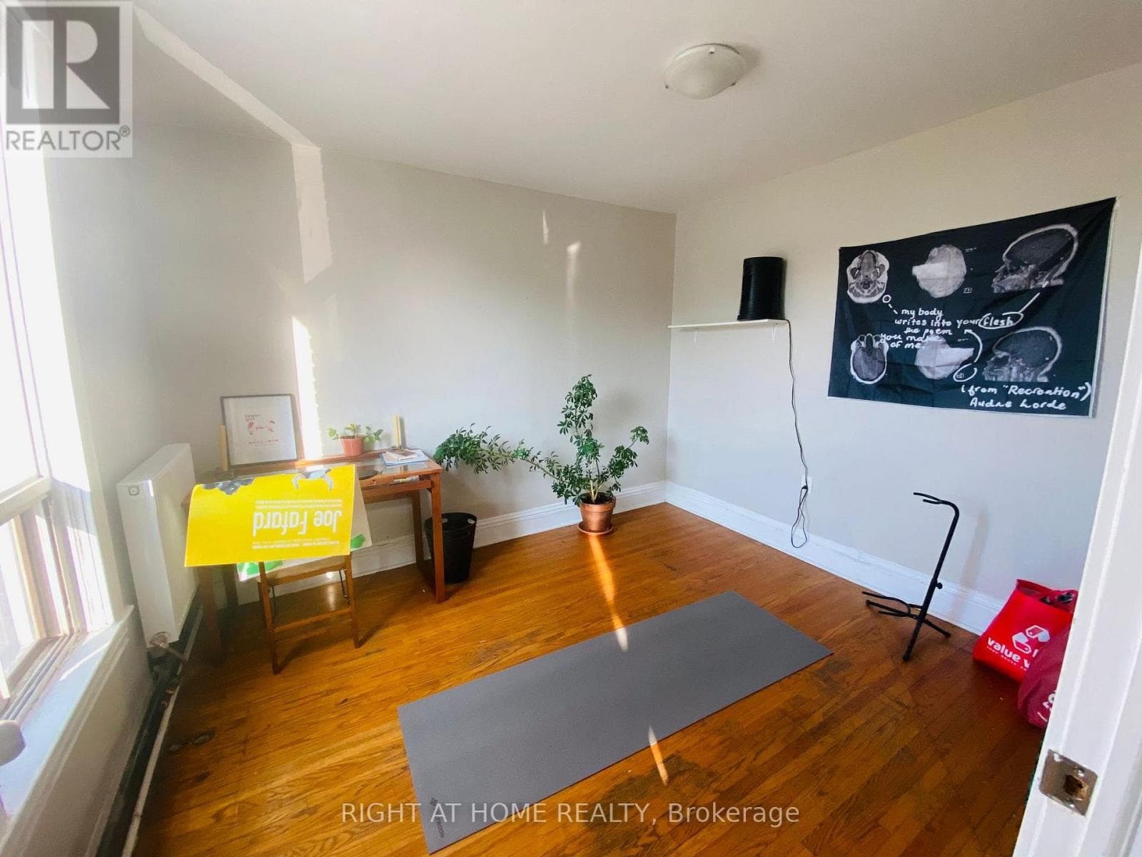 Multi-family at A- 332 Salem Avenue, Toronto (Dovercourt-Wallace Emerson-Junction), Ontario - Photo 5 - RE/MAX Garden City Realty