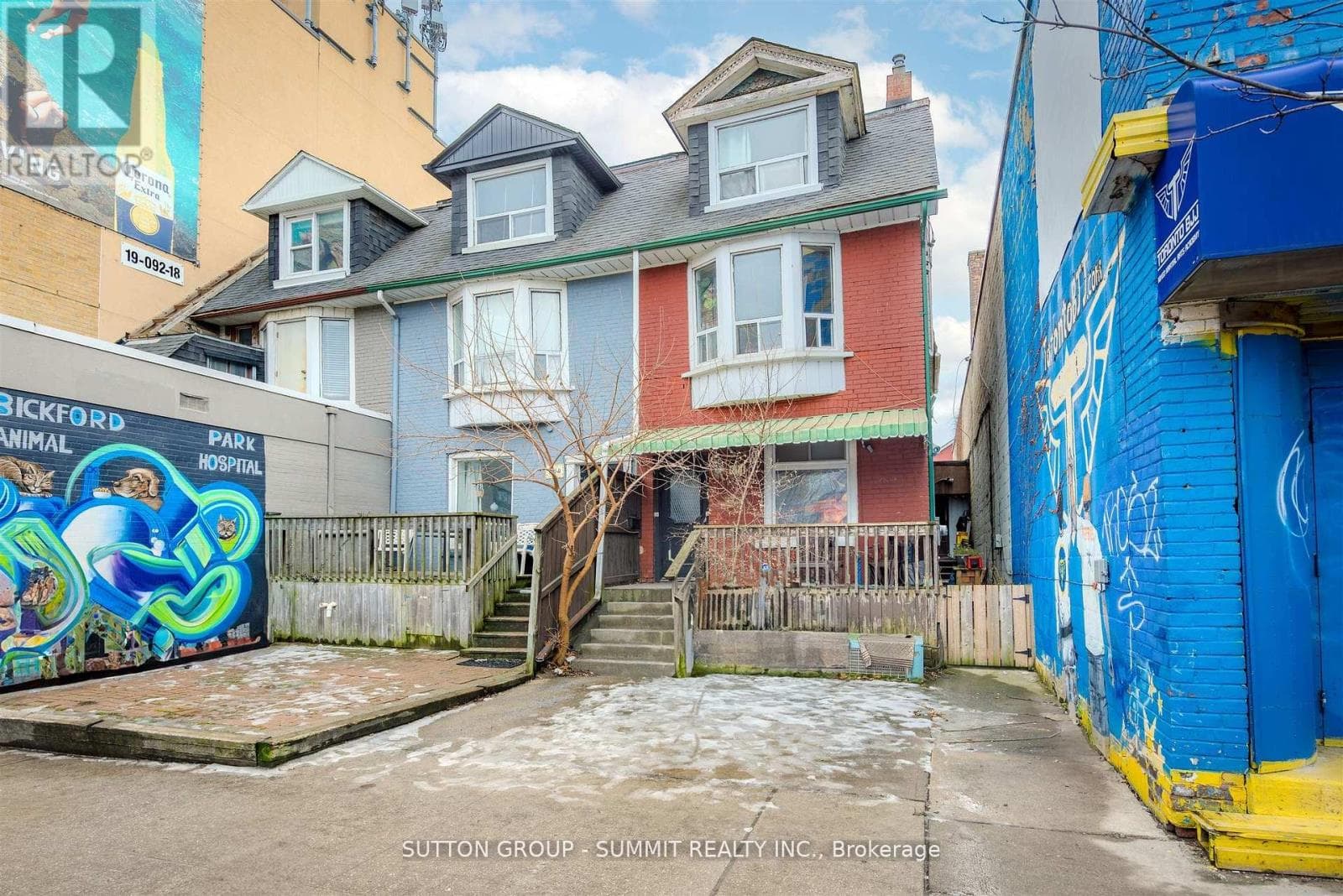 811 Bloor Street