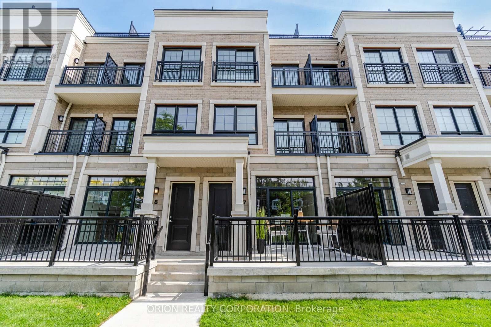 7- 95 Brookfield Road