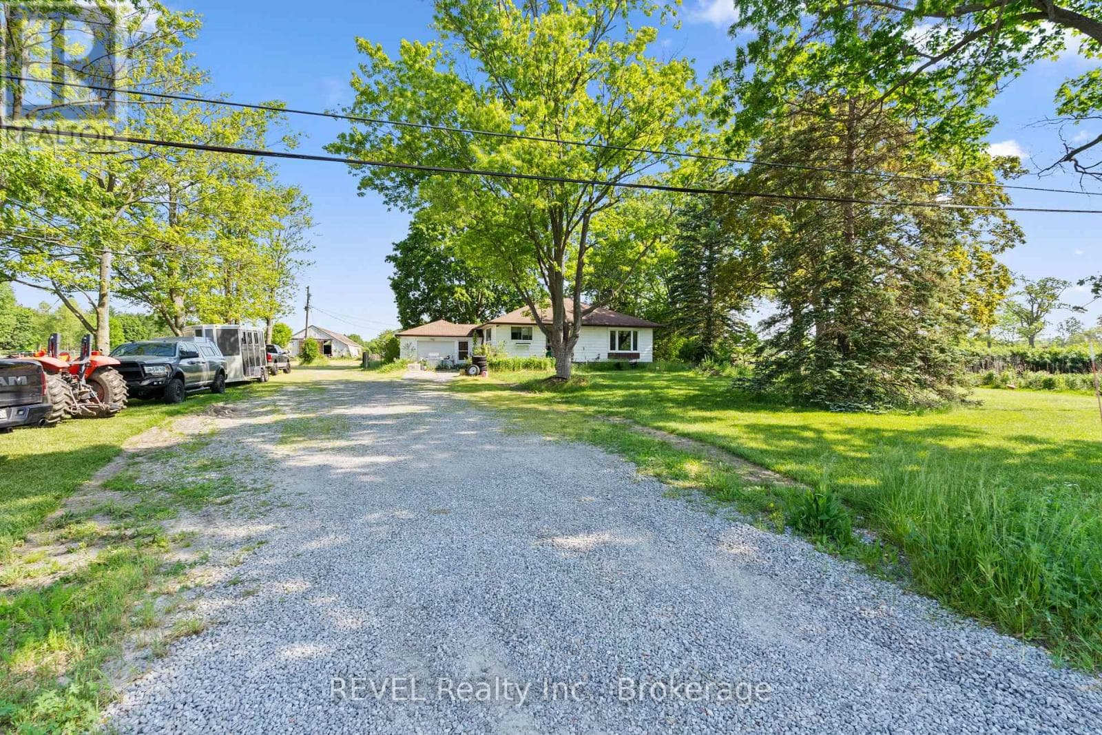 Single Family at 43758 Highway 3 (Forks RD) Highway, Wainfleet (Marshville/Winger), Ontario - Photo 2 - RE/MAX Garden City Realty