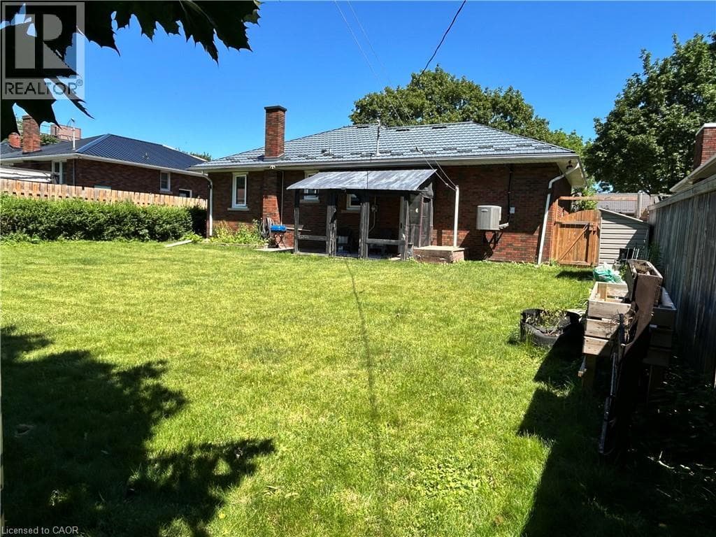 Single Family at 52 CARTER Street, Port Colborne, Ontario - Photo 3 - RE/MAX Garden City Realty