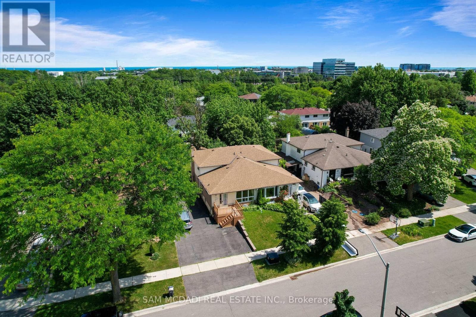 2644 Altadena Court