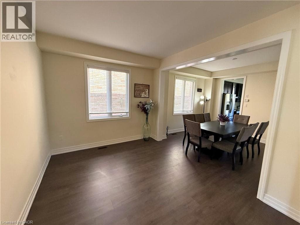 Single Family at 9462 TALLGRASS Avenue, Niagara Falls, Ontario - Photo 6 - RE/MAX Garden City Realty