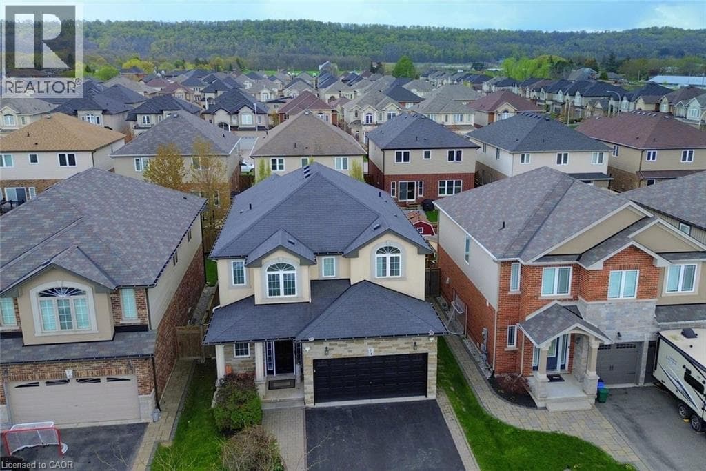 Single Family at 74 LAMPMAN Drive, Grimsby, Ontario - Photo 2 - RE/MAX Garden City Realty