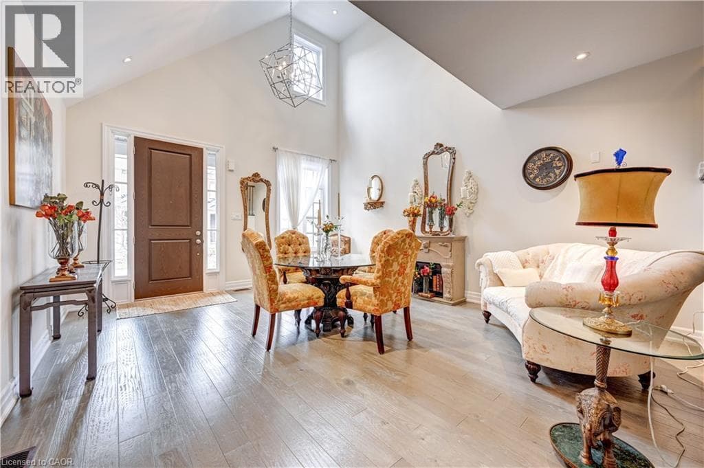 Single Family at 134 ANNE Street, Niagara-on-the-Lake, Ontario - Photo 6 - RE/MAX Garden City Realty