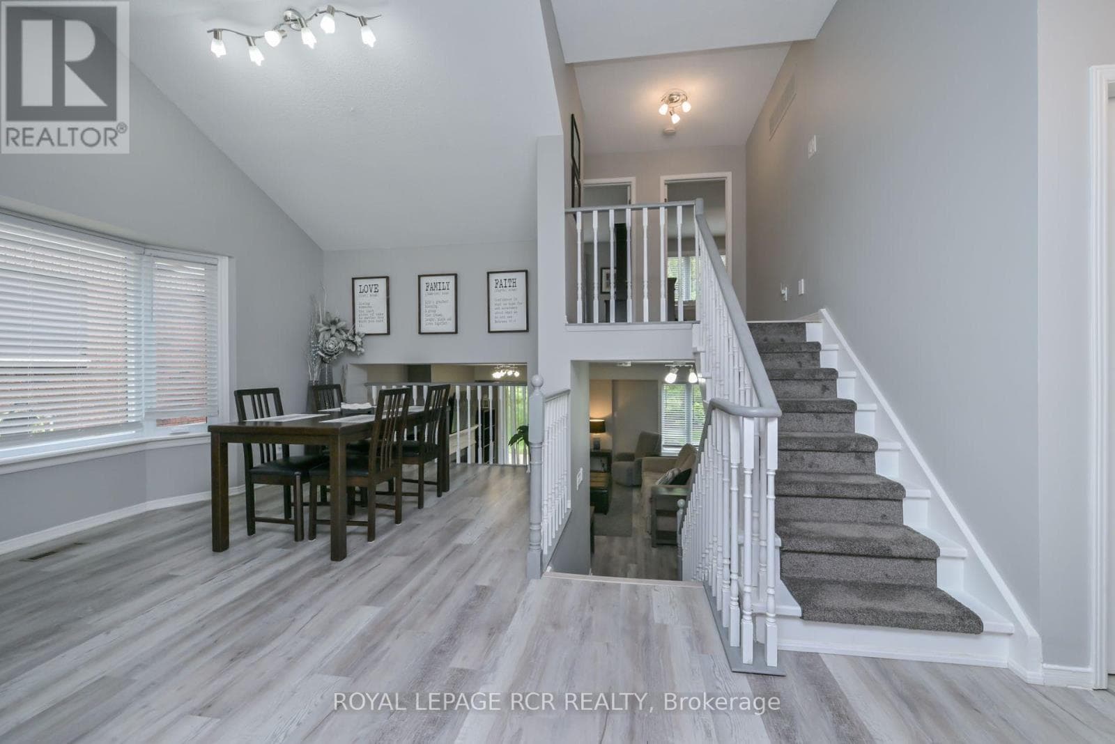 Single Family at 114 Green Briar Road, New Tecumseth (Alliston), Ontario - Photo 5 - RE/MAX Garden City Realty