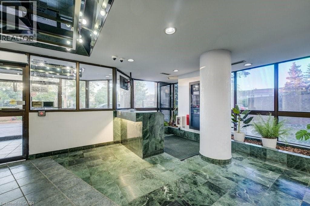 Single Family at 1913- 80 ALTON TOWERS Circle, Toronto, Ontario - Photo 6 - RE/MAX Garden City Realty
