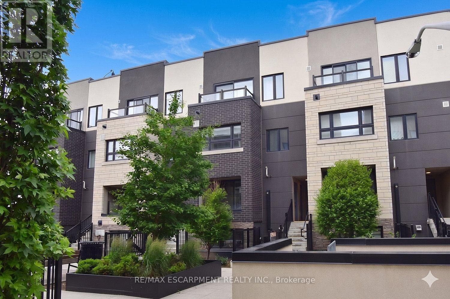 112- 1135 COOKE Boulevard