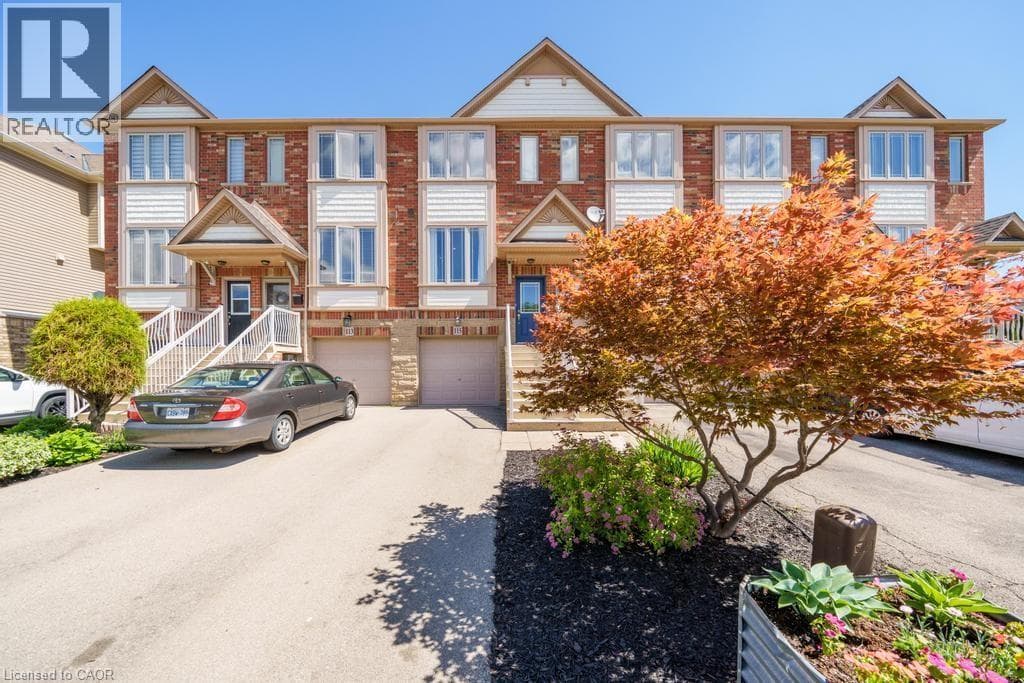 Single Family at 115 WILLOW Lane, Grimsby, Ontario - Photo 3 - RE/MAX Garden City Realty