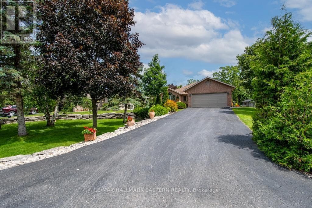 Single Family at 4 Ports Drive, Kawartha Lakes (Bobcaygeon), Ontario - Photo 3 - RE/MAX Garden City Realty