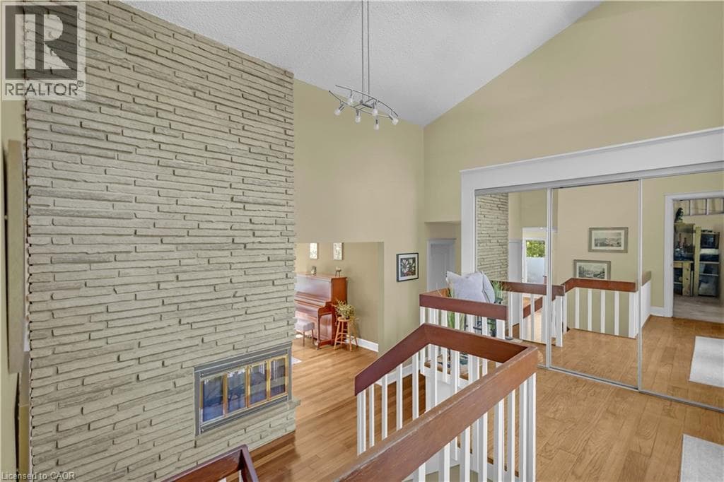 Single Family at 59 PARK Road, Grimsby, Ontario - Photo 7 - RE/MAX Garden City Realty