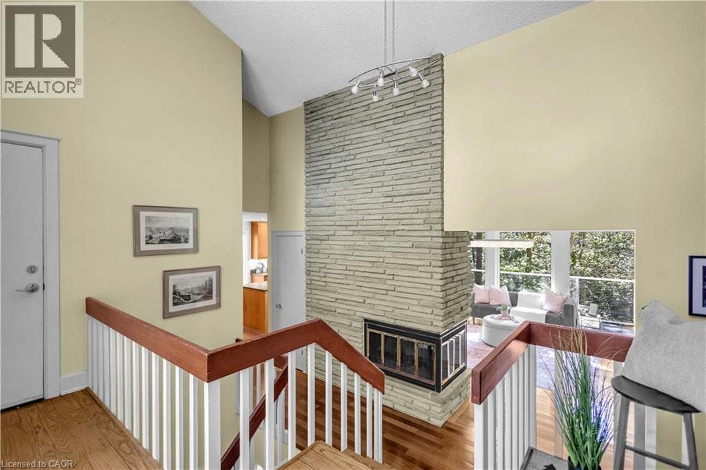 Single Family at 59 PARK Road, Grimsby, Ontario - Photo 8 - RE/MAX Garden City Realty