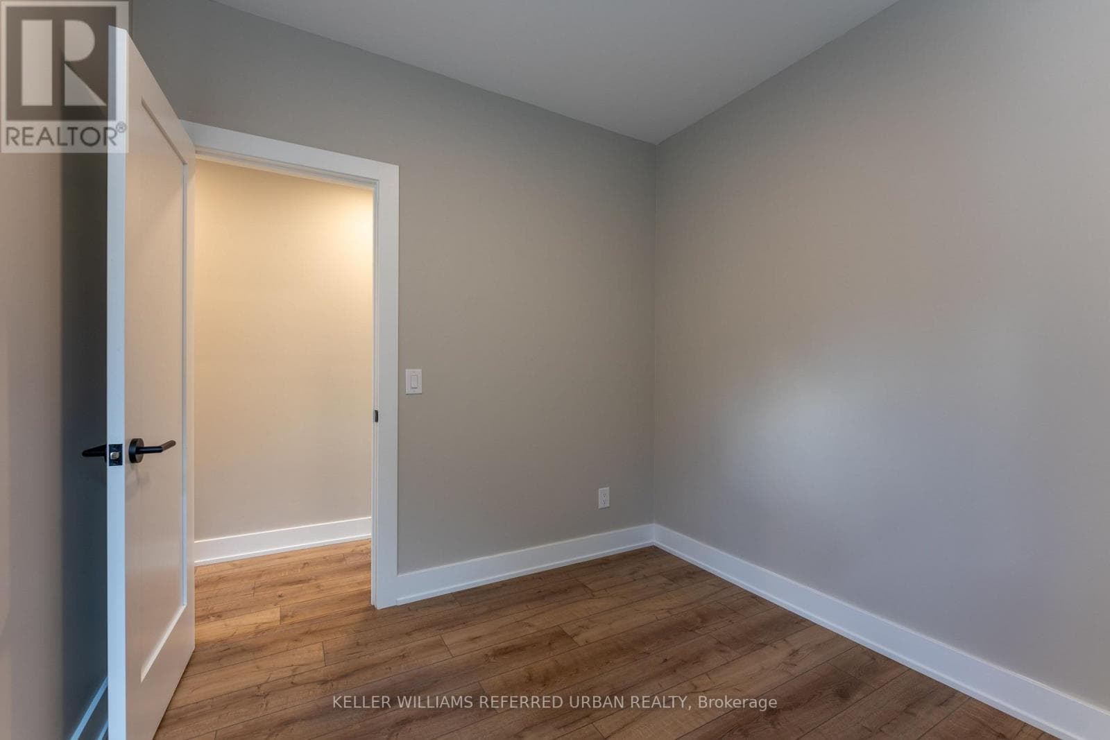 Single Family at 3- 352 Jones Avenue, Toronto (Blake-Jones), Ontario - Photo 6 - RE/MAX Garden City Realty