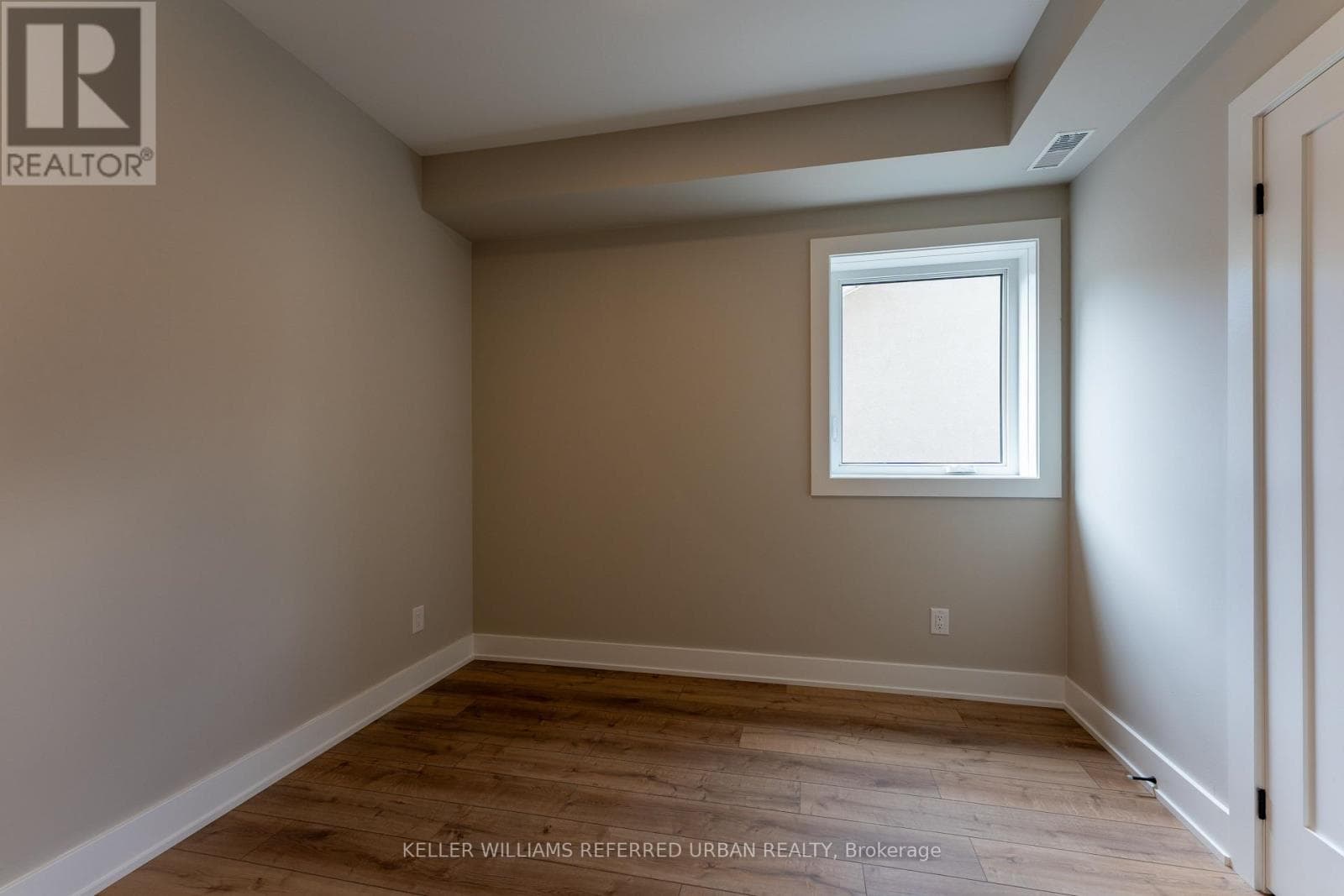 Single Family at 3- 352 Jones Avenue, Toronto (Blake-Jones), Ontario - Photo 7 - RE/MAX Garden City Realty