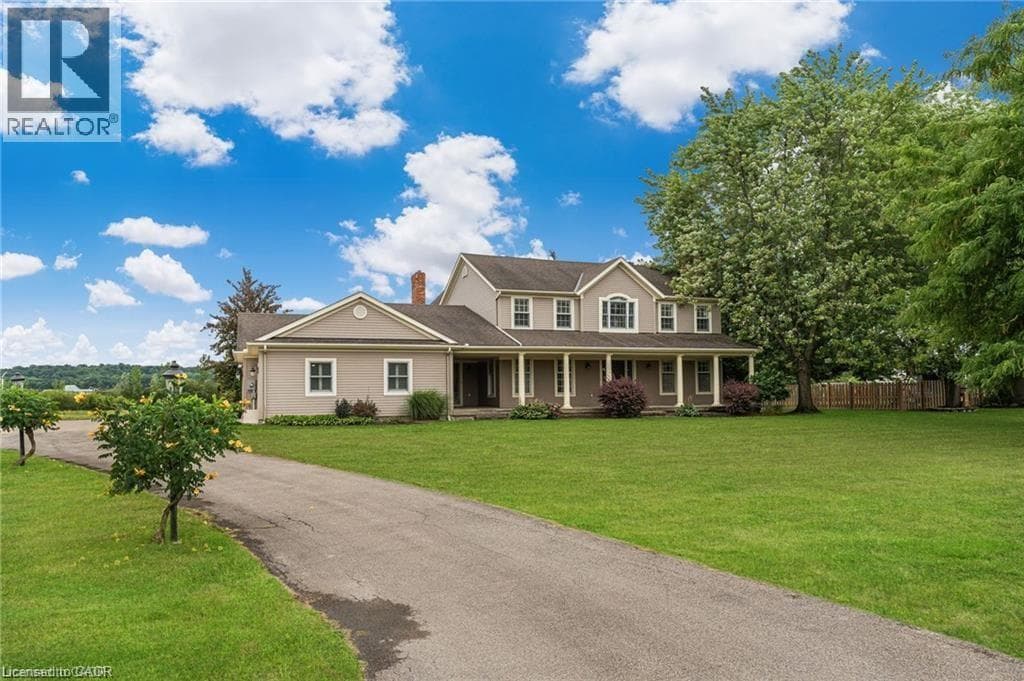 Single Family at 915 QUEENSTON Road, Niagara-on-the-Lake, Ontario - Photo 4 - RE/MAX Garden City Realty