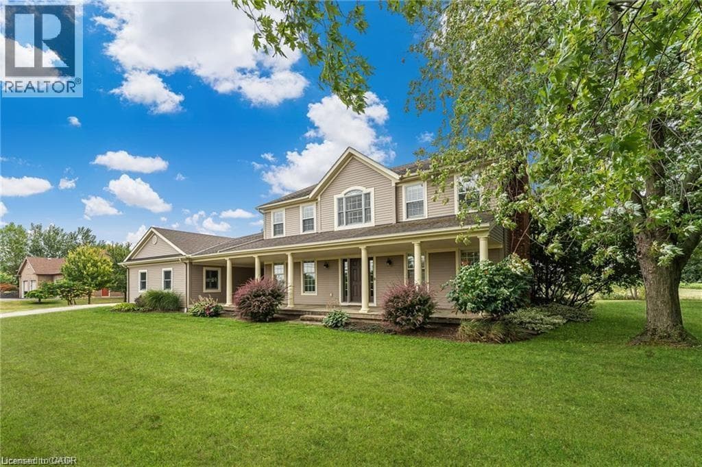 Single Family at 915 QUEENSTON Road, Niagara-on-the-Lake, Ontario - Photo 6 - RE/MAX Garden City Realty