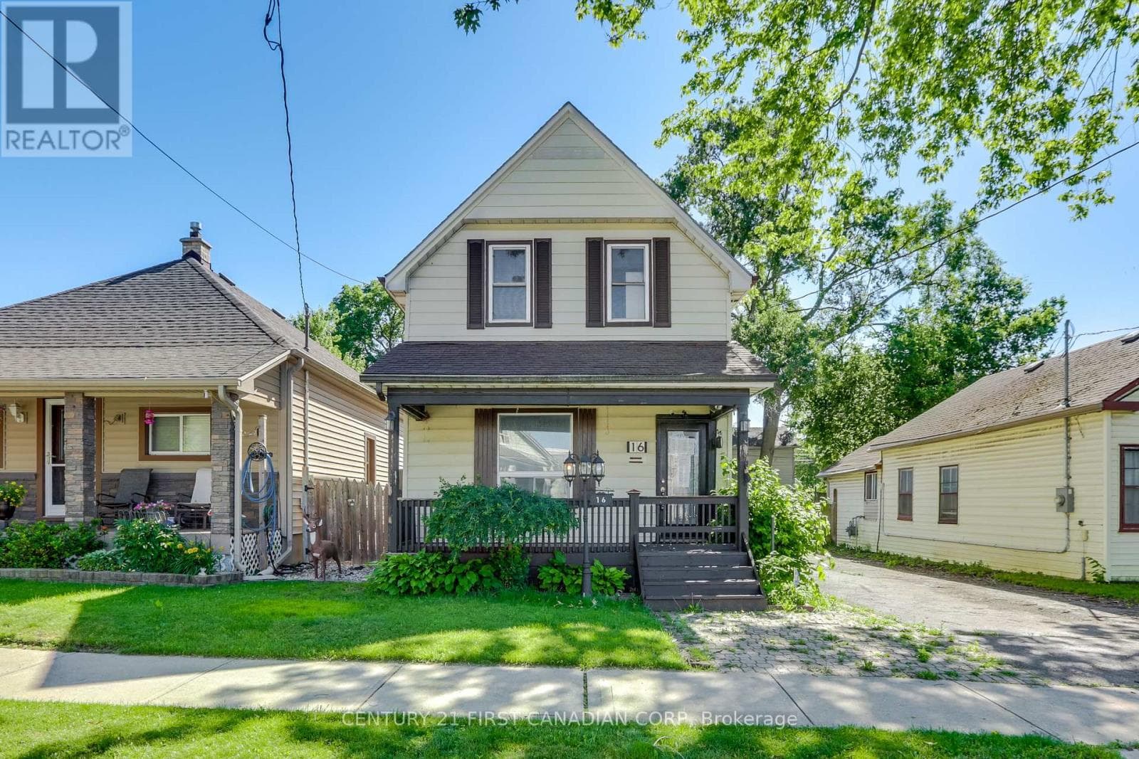 16 Lansdowne Avenue