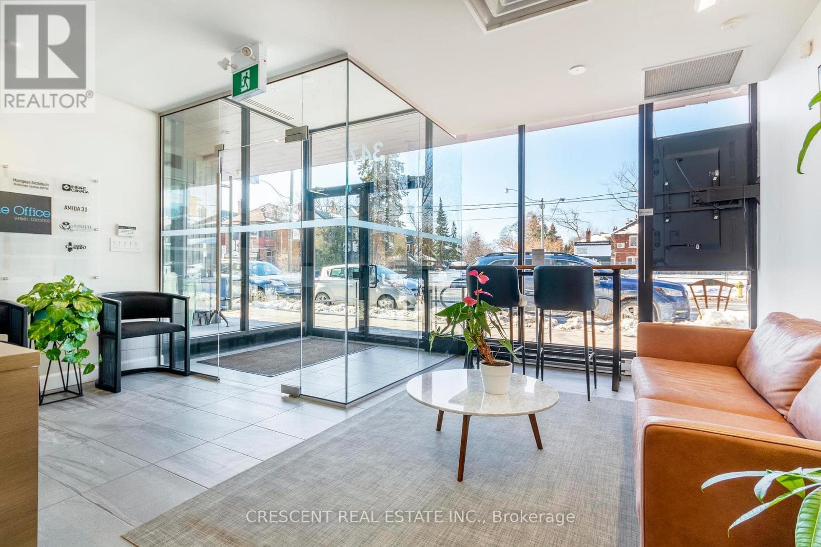 Office at Cubicle 4- 347 Jane Street, Toronto (Runnymede-Bloor West Village), Ontario - Photo 6 - RE/MAX Garden City Realty