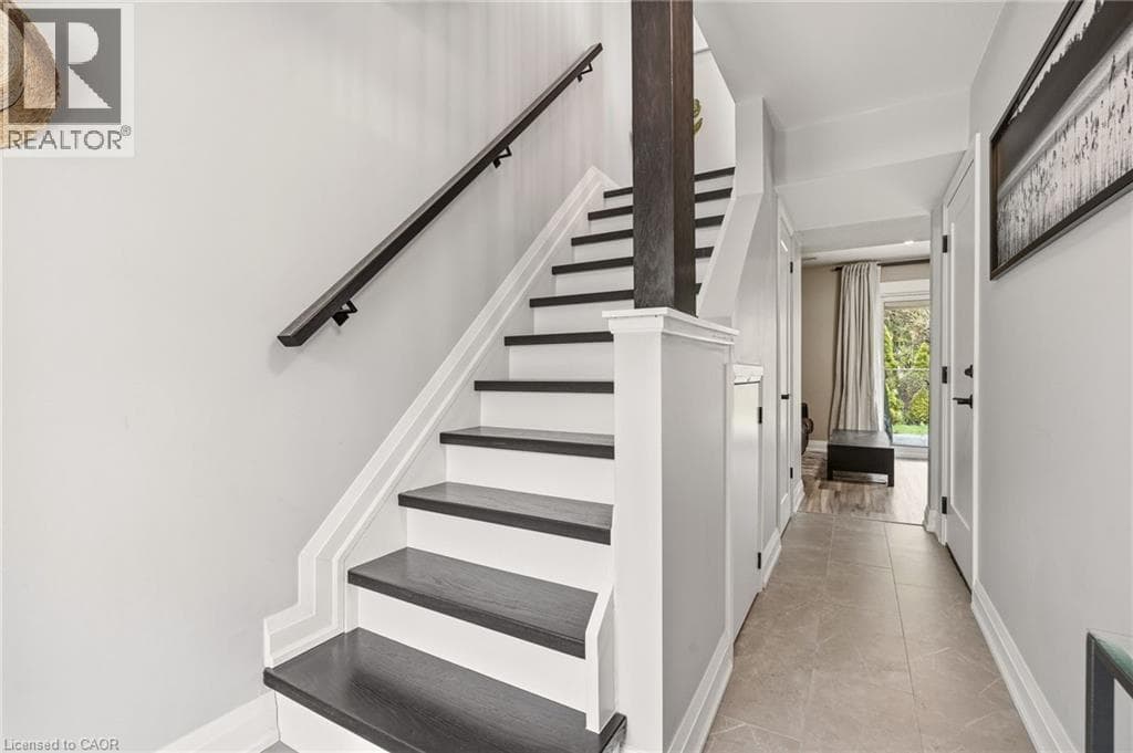 Single Family at 12- 130 LIVINGSTON Avenue, Grimsby, Ontario - Photo 5 - RE/MAX Garden City Realty