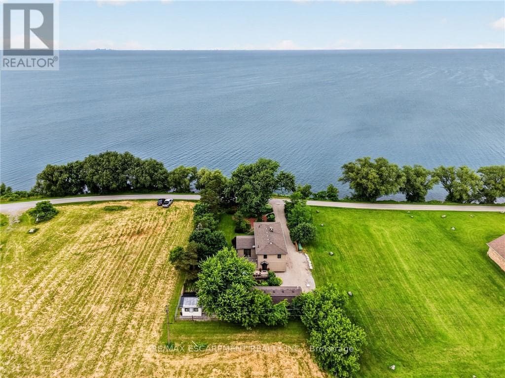 Single Family at 3754 LAKESHORE Road, Lincoln (Lincoln Lake), Ontario - Photo 6 - RE/MAX Garden City Realty