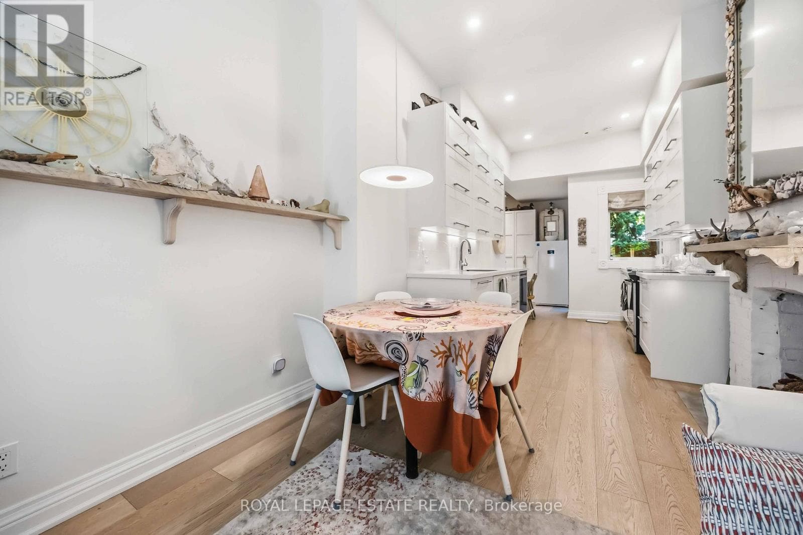 Multi-family at MAIN- 100 Seaton Street, Toronto (Cabbagetown-South St. James Town), Ontario - Photo 5 - RE/MAX Garden City Realty