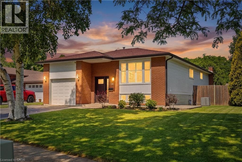 33 DEBORA Drive
