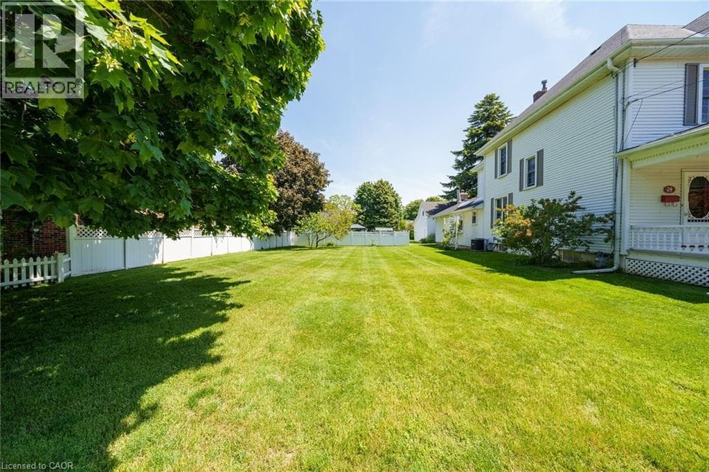 Single Family at 24 MAPLE Avenue, Grimsby, Ontario - Photo 6 - RE/MAX Garden City Realty