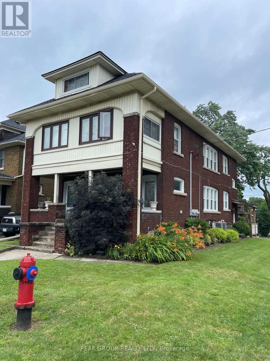 Lower- 4961 Armoury Street