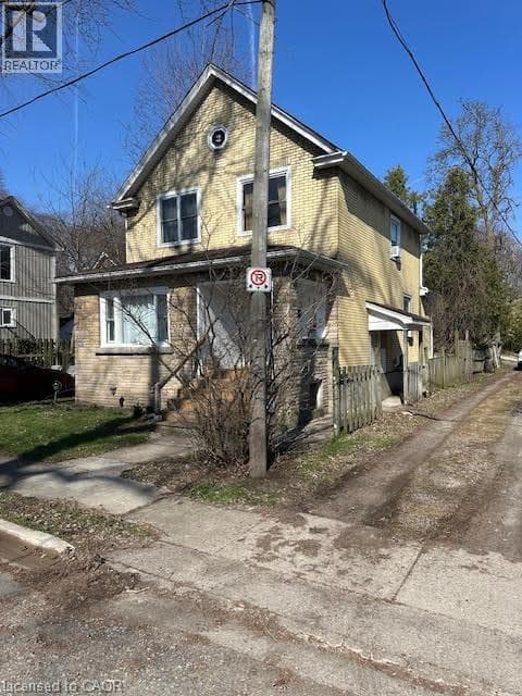Single Family at 4115 MAY Avenue, Niagara Falls, Ontario - Photo 7 - RE/MAX Garden City Realty